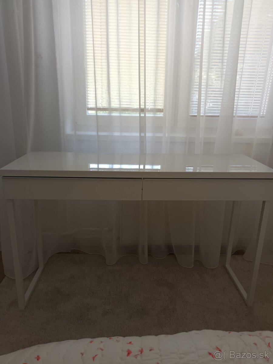 Písací stôl Bestä Burs