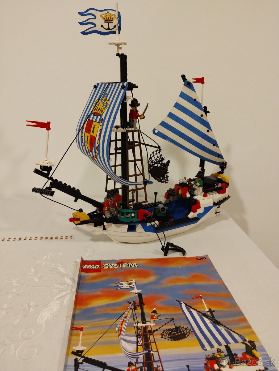 LEGO Pirates 6280 Armada Flagship