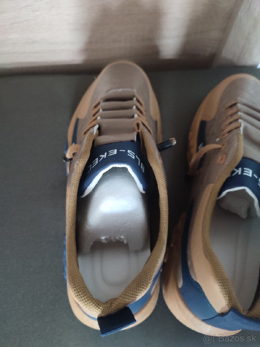 Predám športovú obuv
