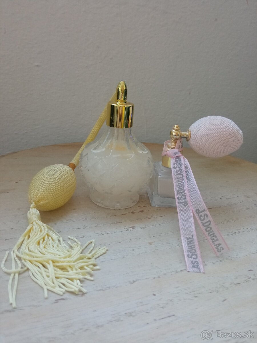 Parfém a trlblietavy prasok