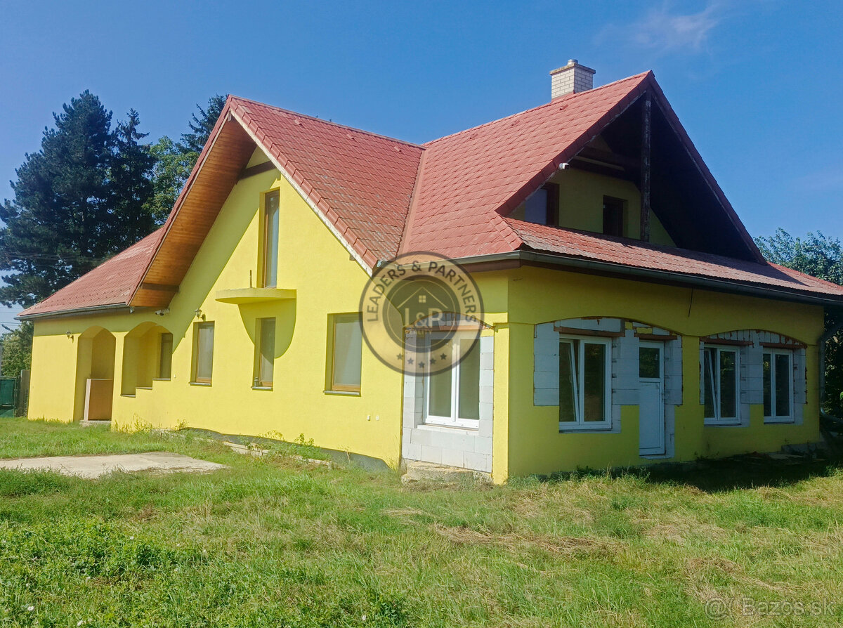 Priestranný 6 - izbový rodinný dom vo Veľkých Ripňanoch