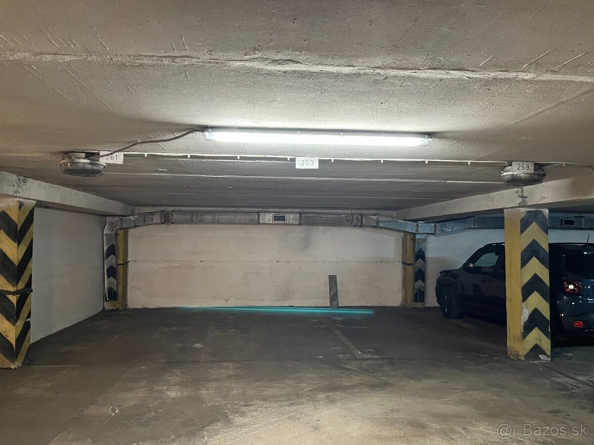 Predam garaz Jegeho/ Stodolova