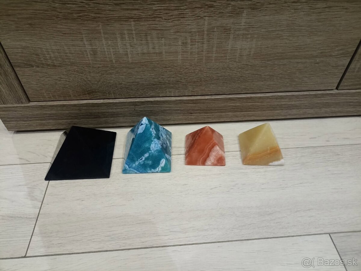šungit alabaster