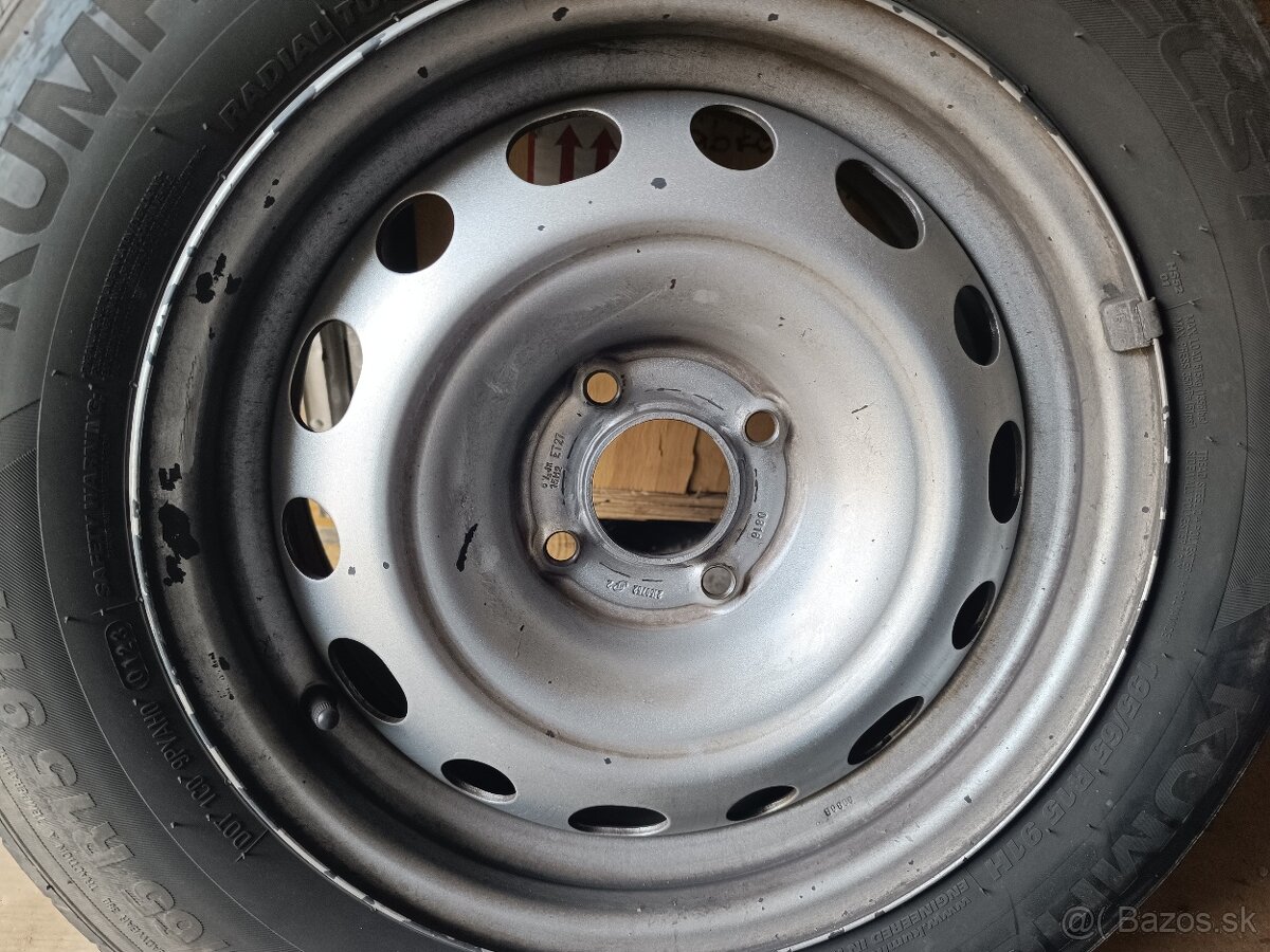 Letné pneumatiky s plechovými diskami Peugeot 4x108 r15