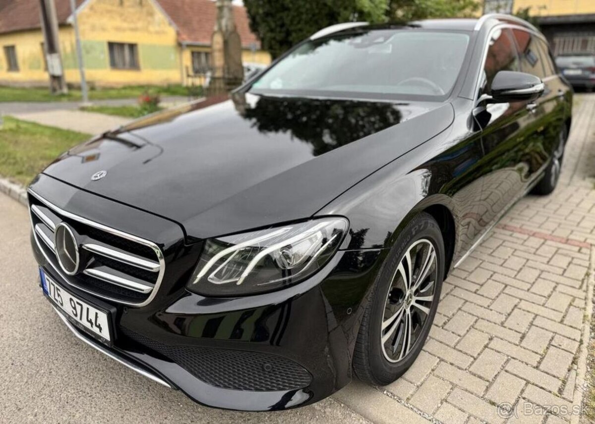 Mercedes-Benz Třídy E E220d COMBI nafta automat 143 kw