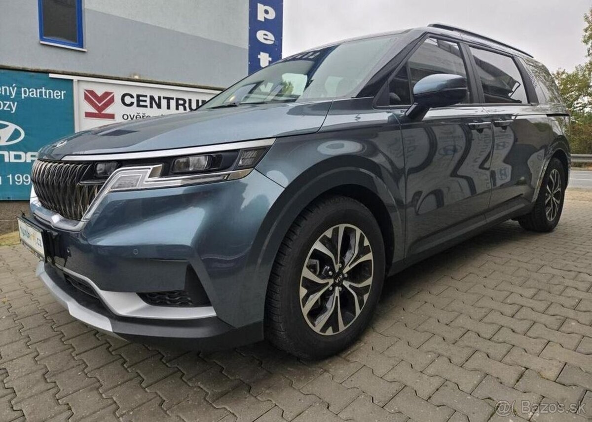 Kia Carnival 2.2- 9 míst - REZERVACE