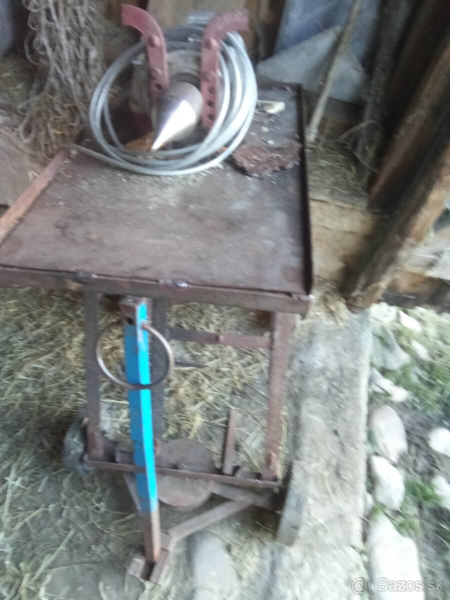 Štiepačka dreva