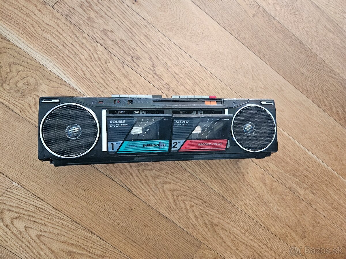 Aiwa CS W220