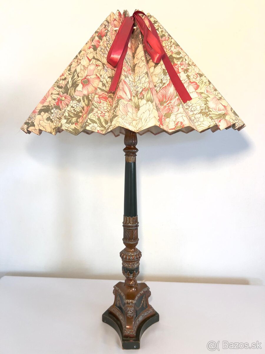 Stolova lampa