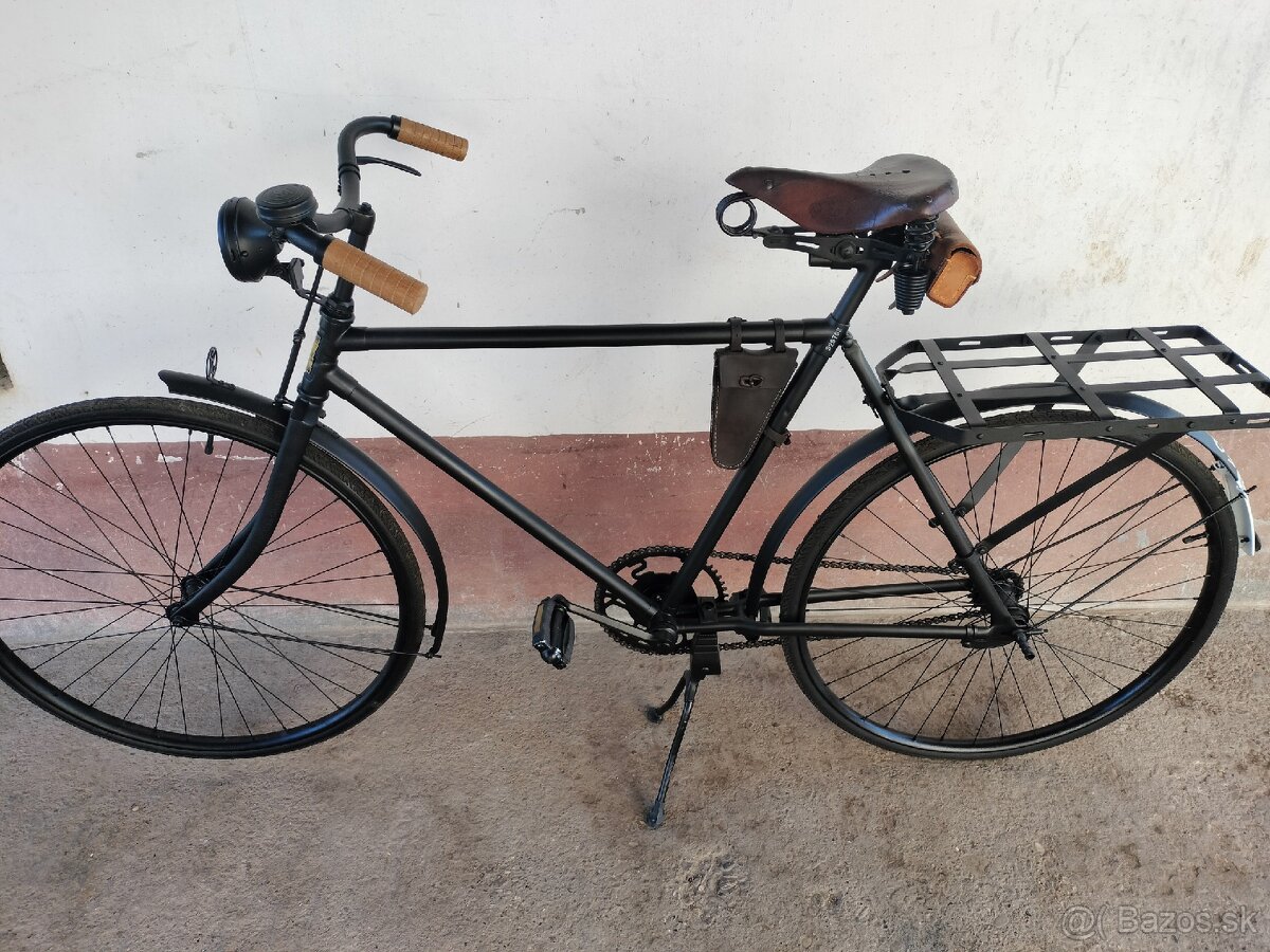 Bicykel ES-KA s dokladmi