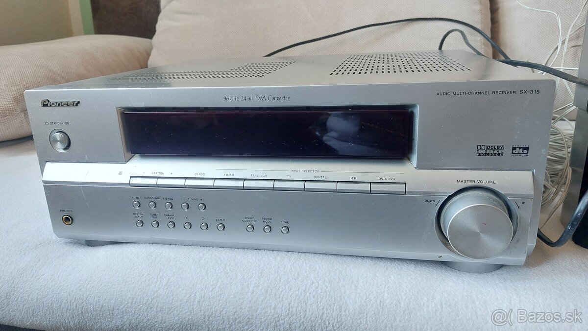 Domáce kino pioneer