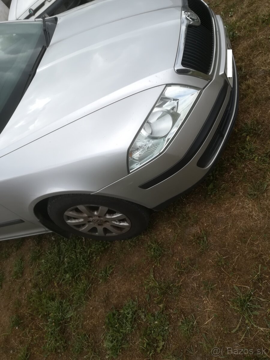 blatnik, sahara, chladiče, diely strieborna skoda octavia 2