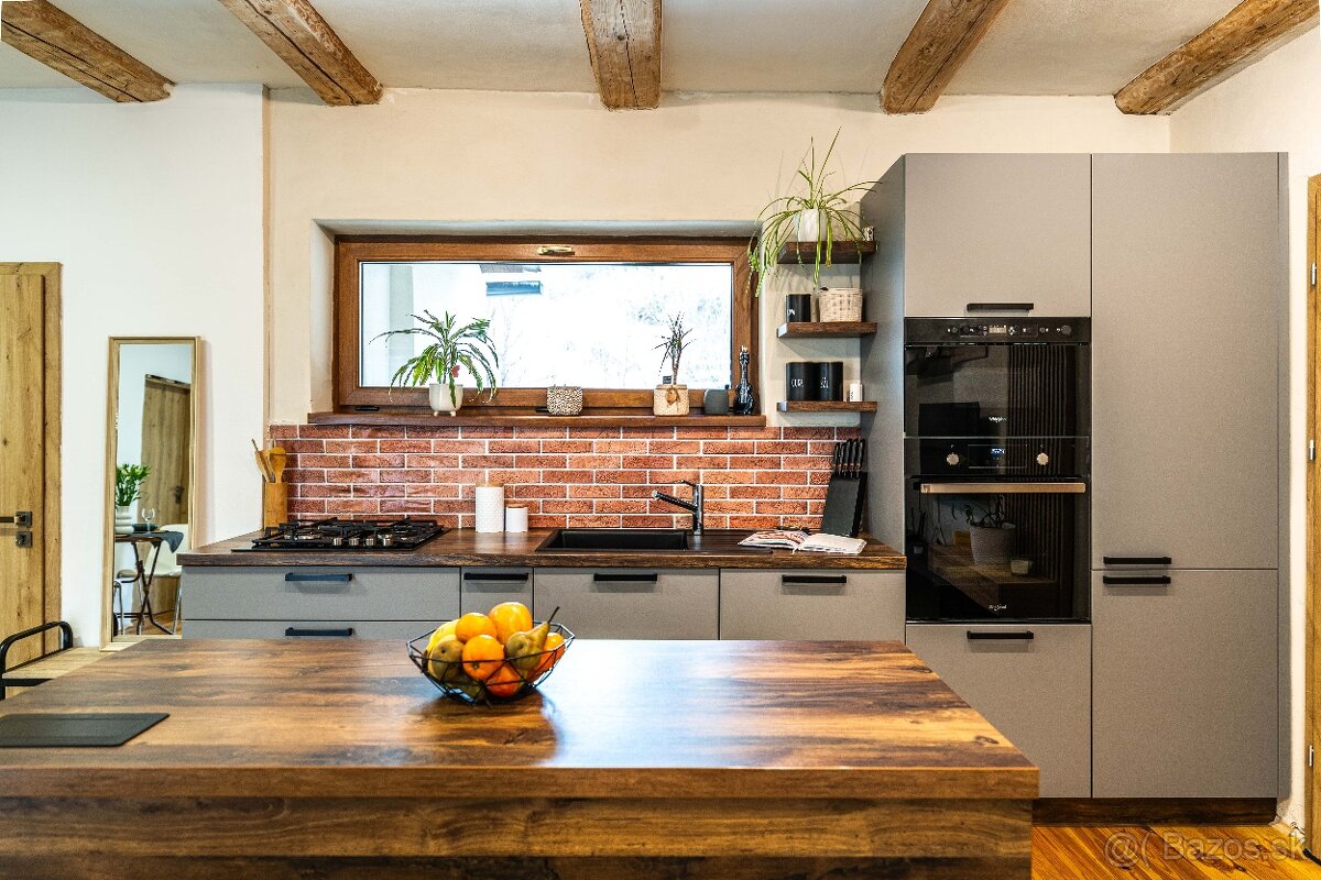 Na predaj útulný dom s pozemkom 2 550 m2 | Malý Lipník