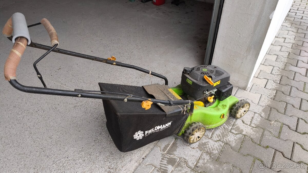 Benzinova kosacka FIELDMANN FZR 4003-79BH