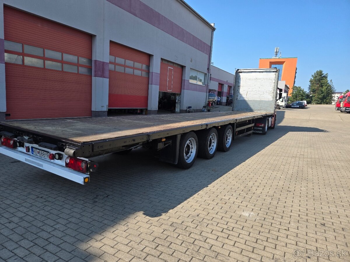 Schmitz plato mega 2010/náves