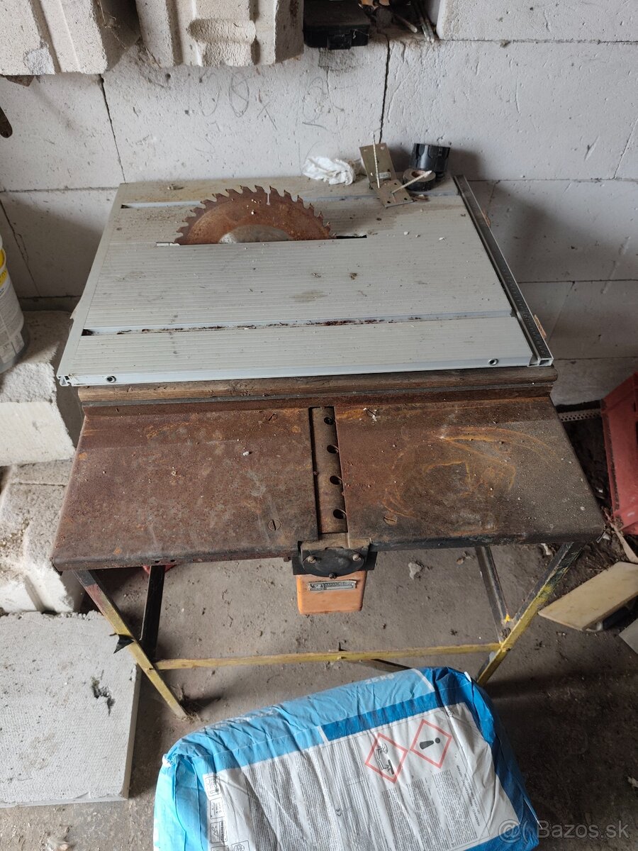 Cirkulár s hoblovačkou