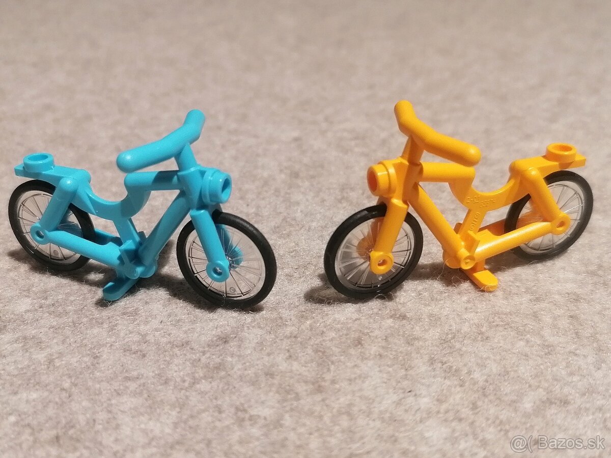 Lego bicykle a čln