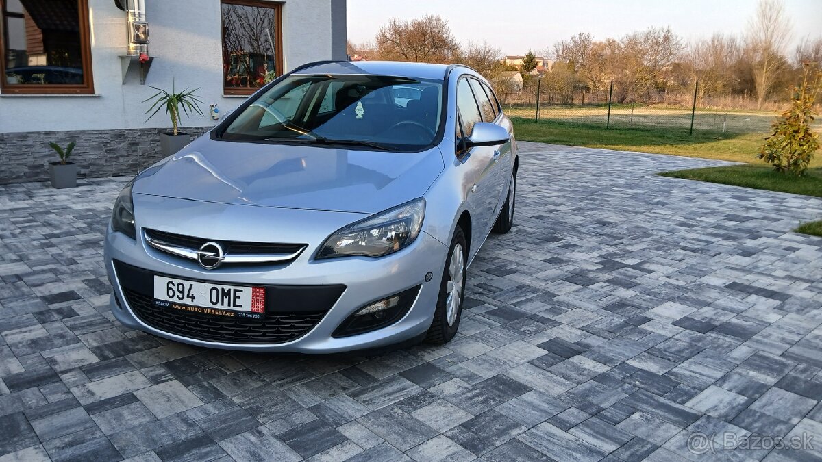 Opel Astra J 2015
