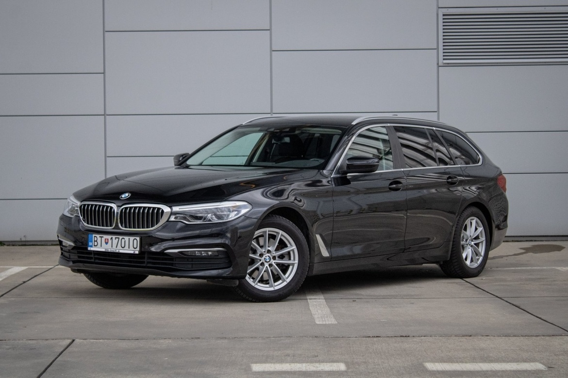 BMW Rad 5 Touring 520d 140 kW xDrive A/T, TOP stav