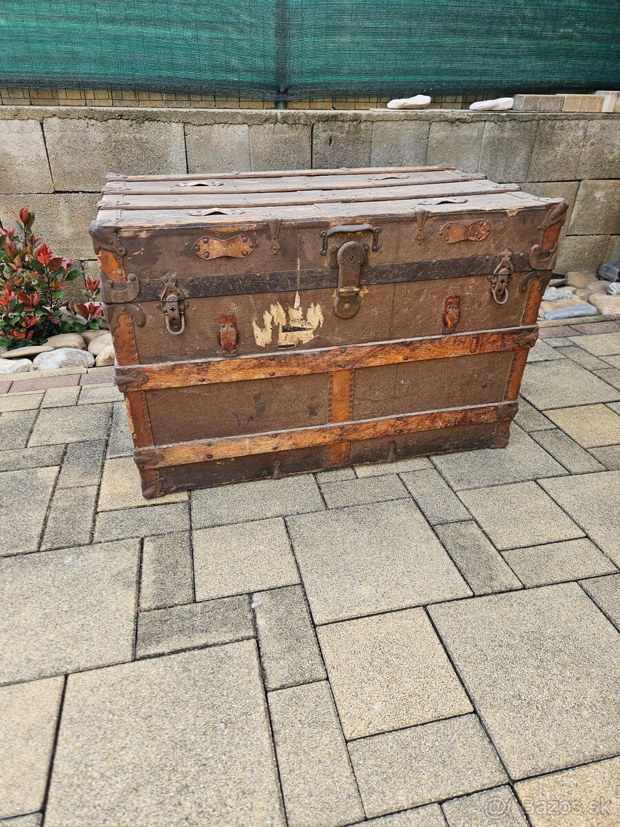 Lodný kufor