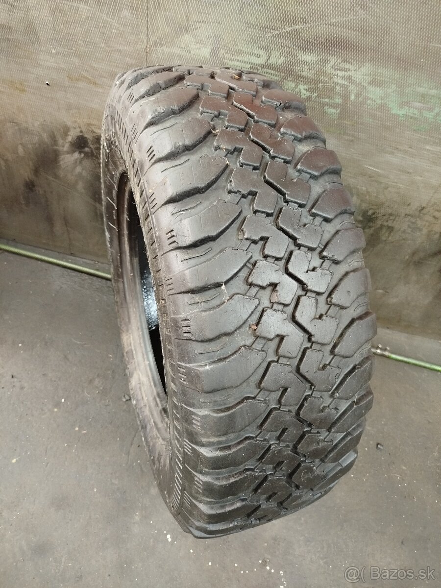 Predám rezervu 245/70 R16 9mm cordiant offroad
