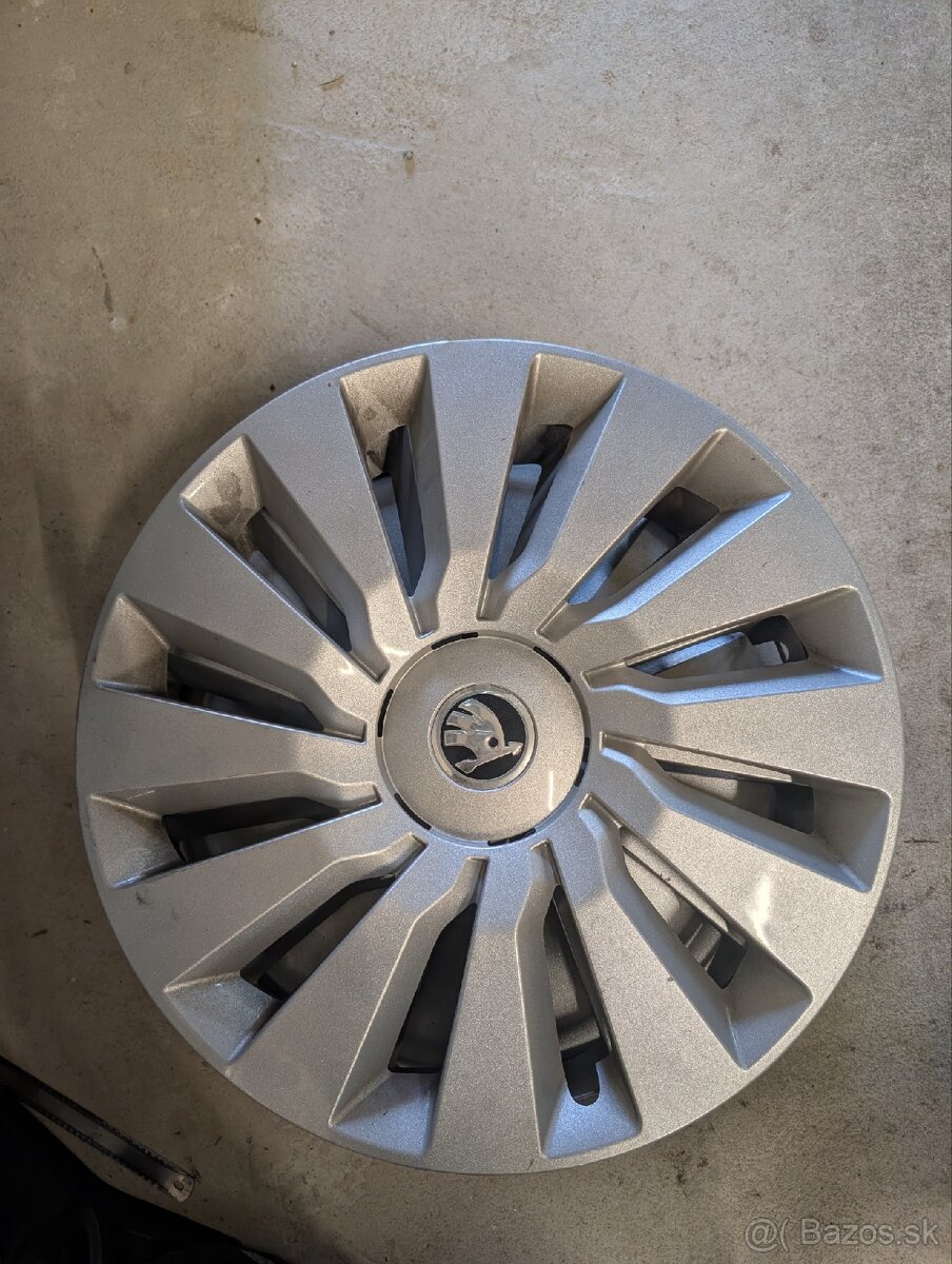 Originál puklice Škoda r16