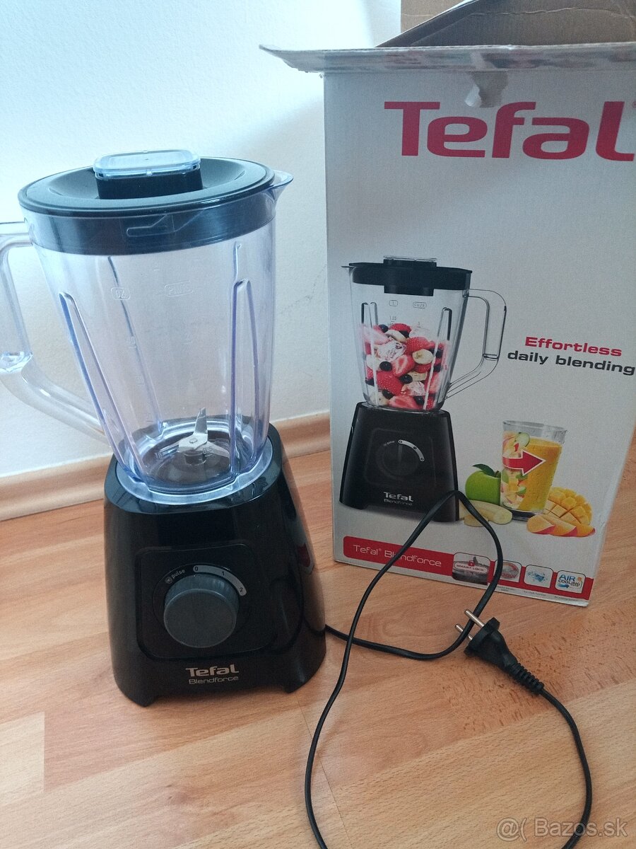 Stolný mixer