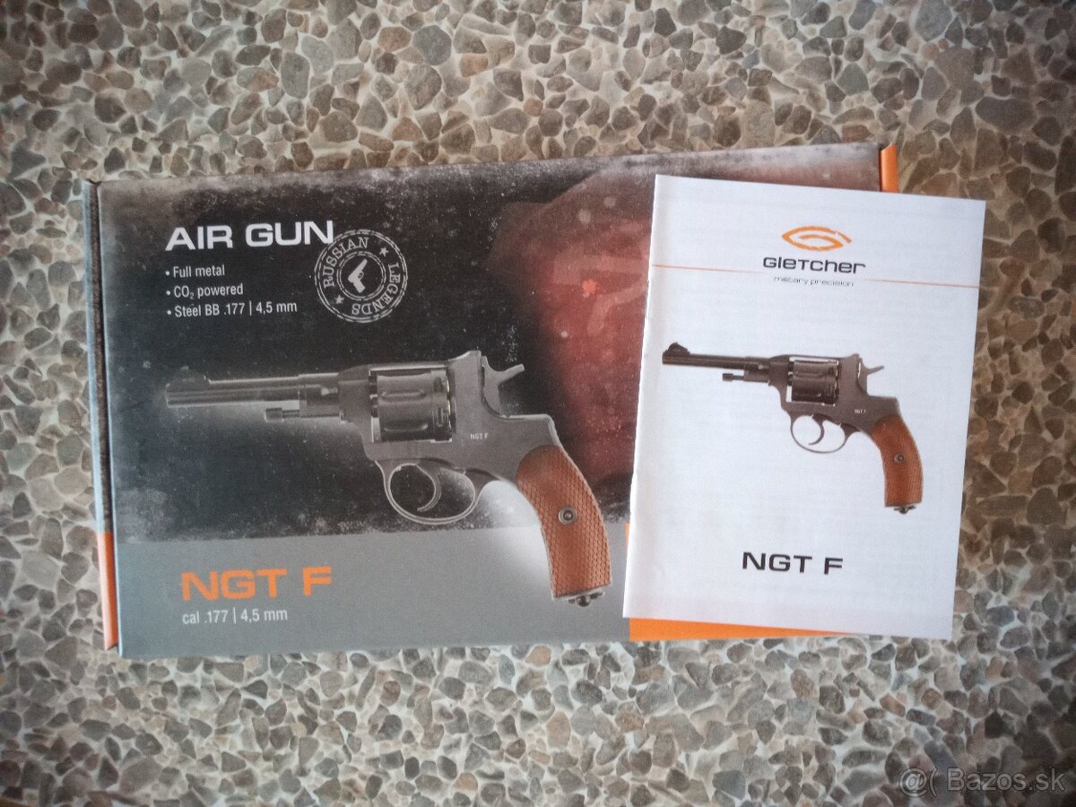 Vzduchový revolver CO2