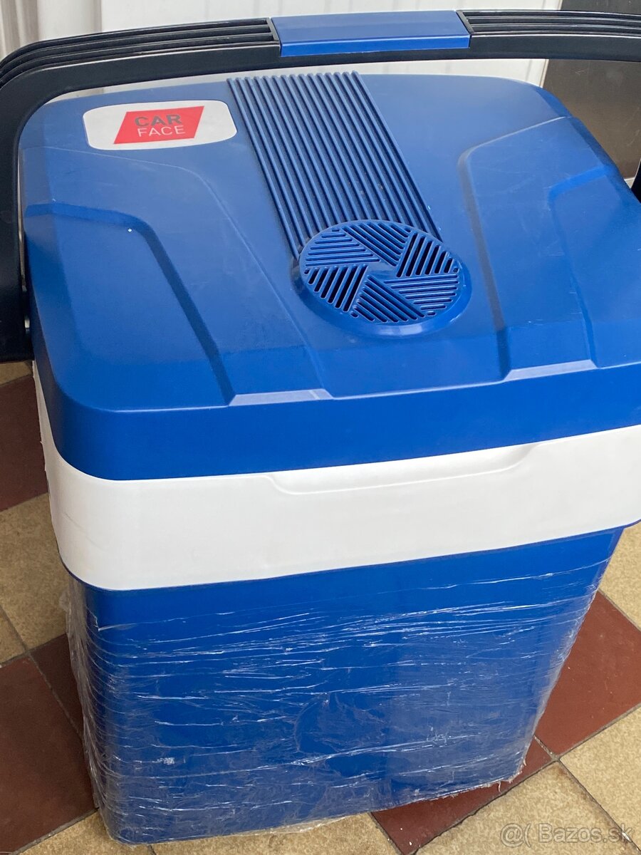 Autochladnička 12v/230v