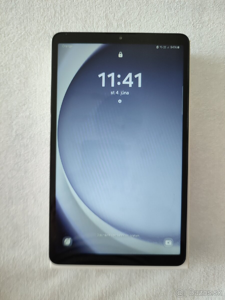Predám tablet.