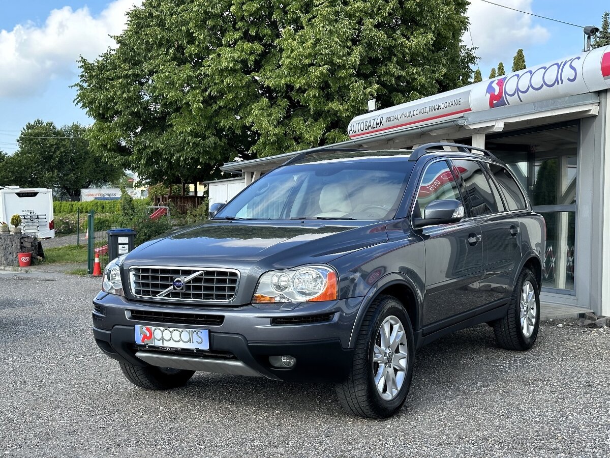 Volvo XC90 XC 90 D5 Momentum A/T