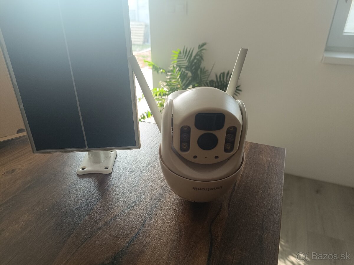 Solarna kamera