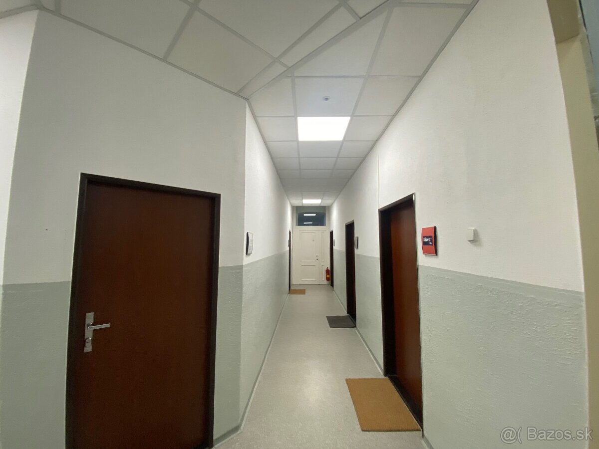 OFFICE PRIAMO NA PEŠEJ ZÓNE