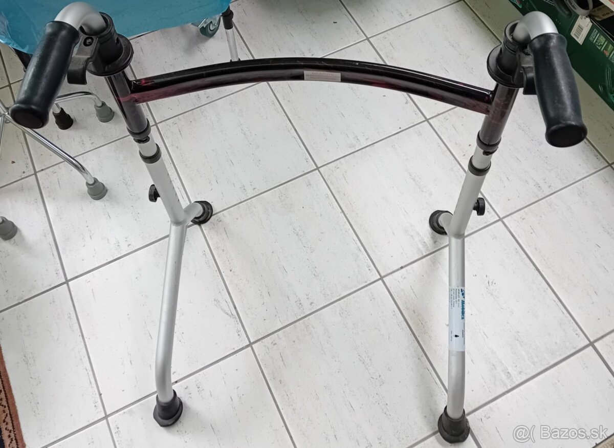 Stabilné chodítko
