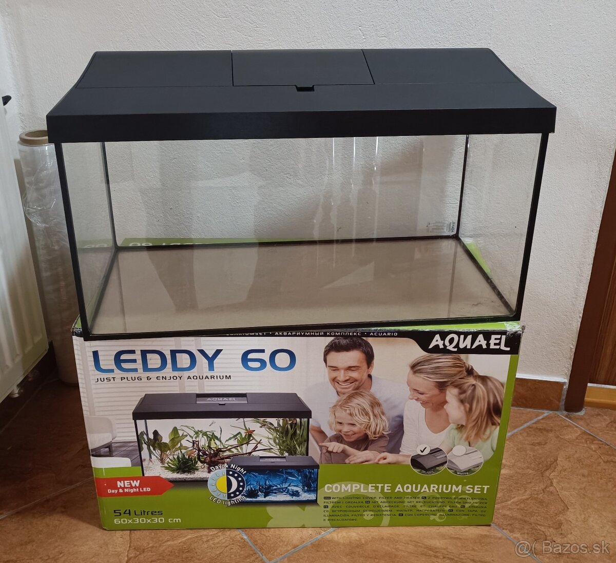 AQUAEL Akvarium set LEDDY LED DN 60x30x30cm, 54l čierne