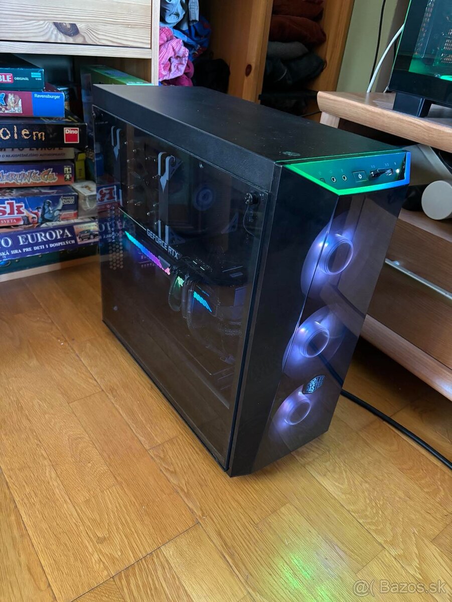Výkonný PC s RTX 3070 Ti a Ryzen 7