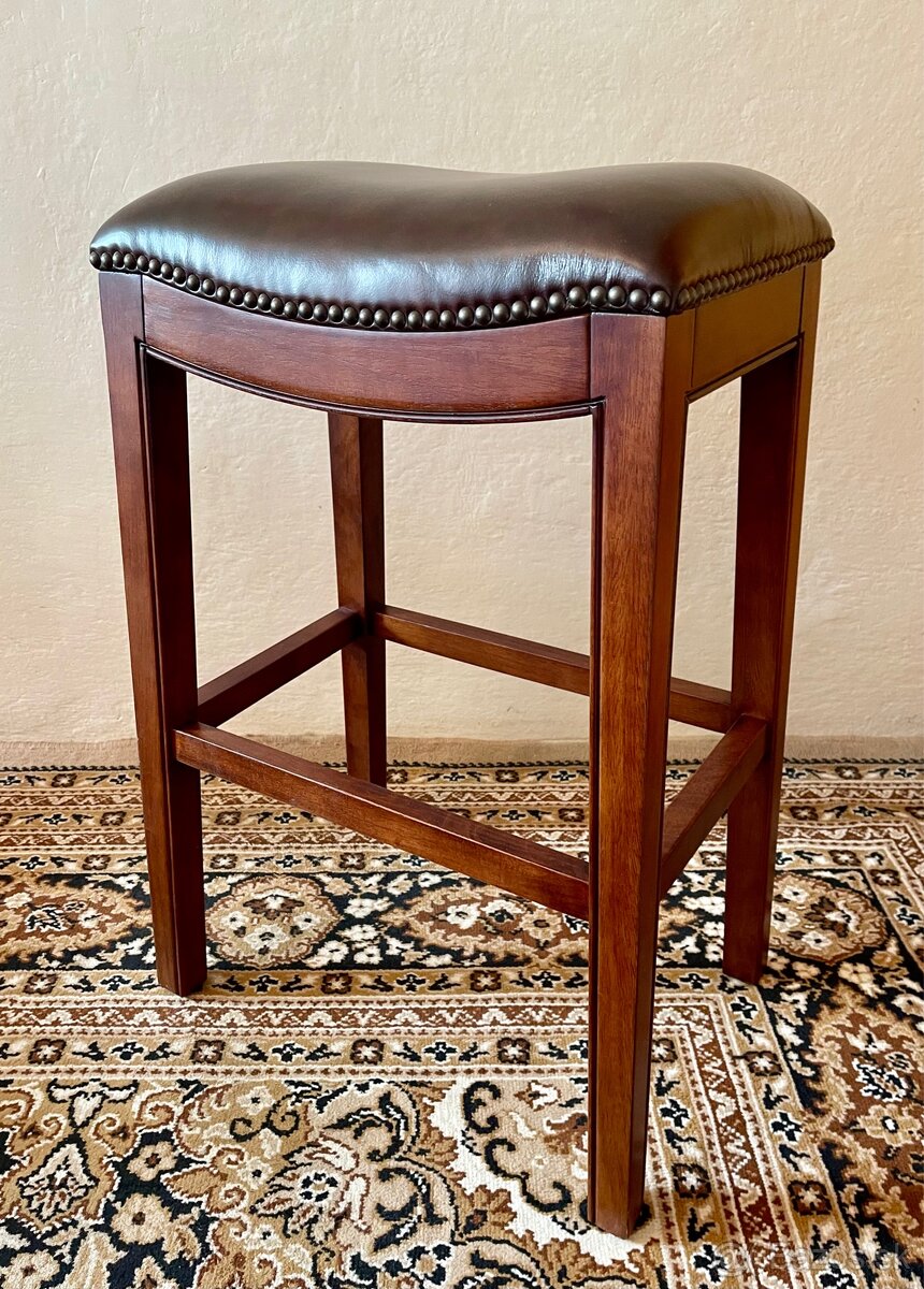 CHESTERFIELD klubová stolička - nová - koža/buk