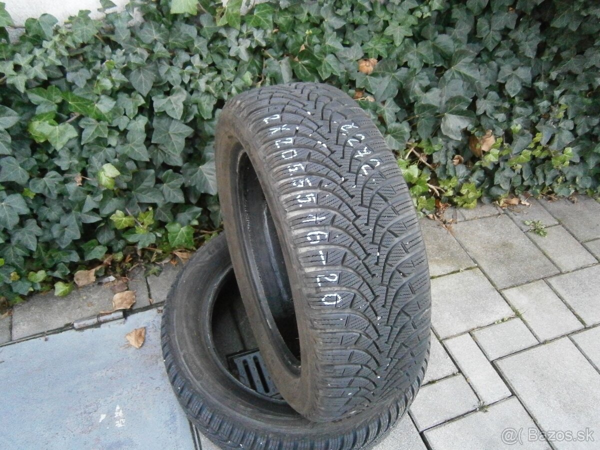 Predám 2x zimné temer nové pneu Goodyear 205/55 R16 91HXL
