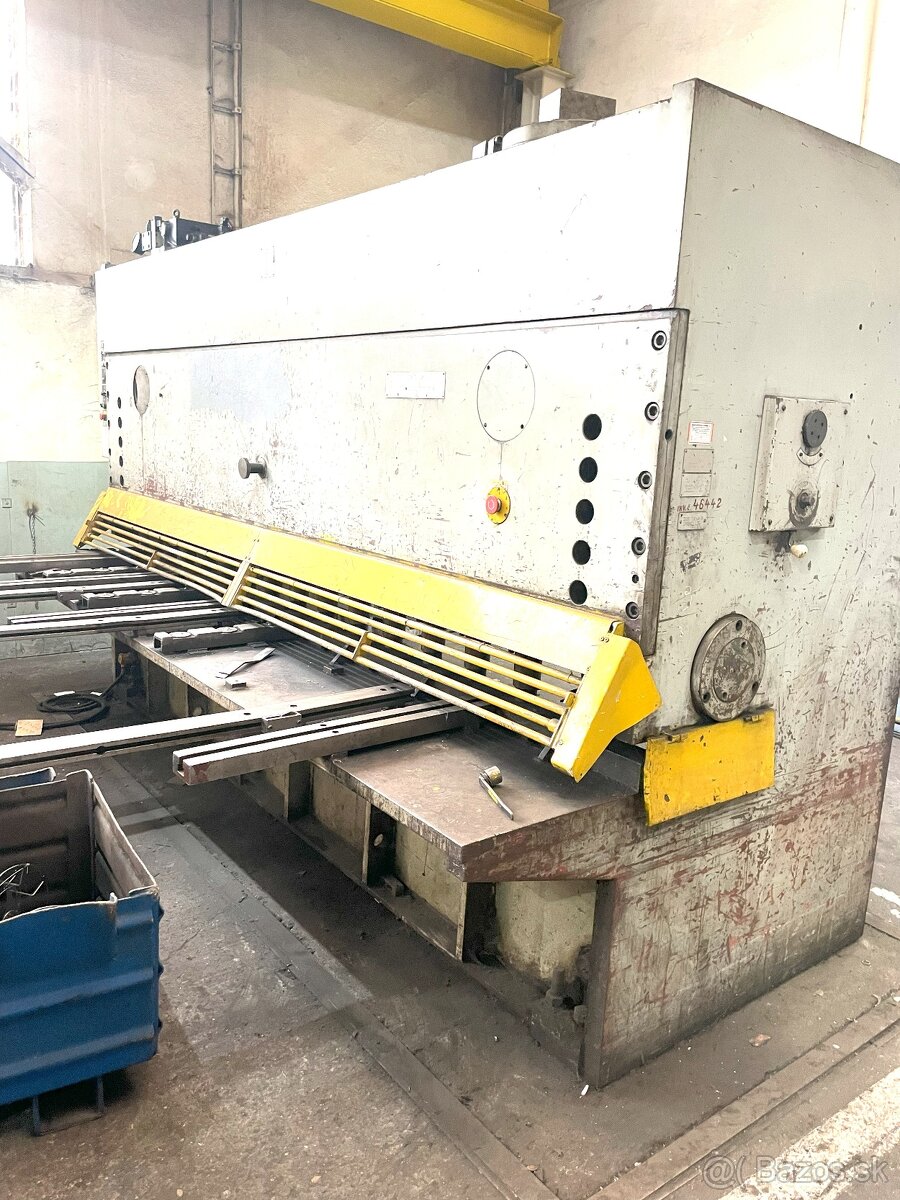 Nožnice tabuľové CNTA 3150/16 A