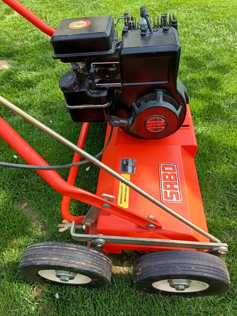 Vertikutator,prevzdusnovac travnika