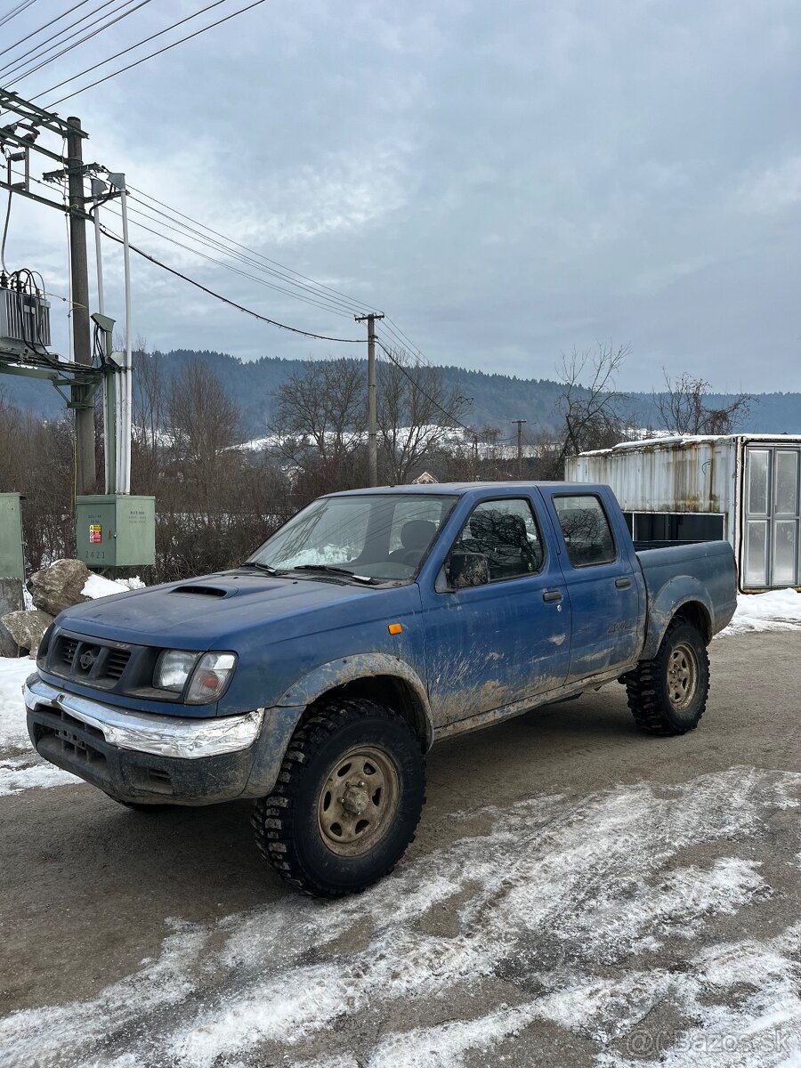 Nissan Navara 2.5td