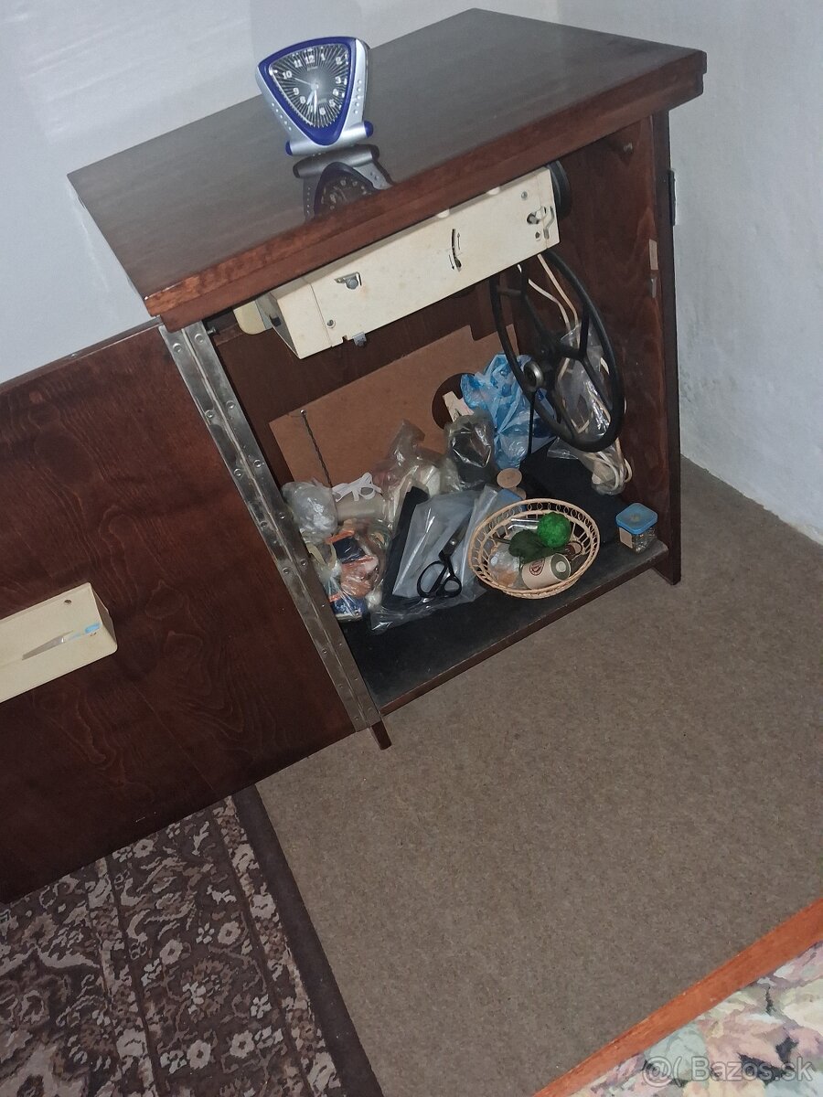 Predám šiaci stroj