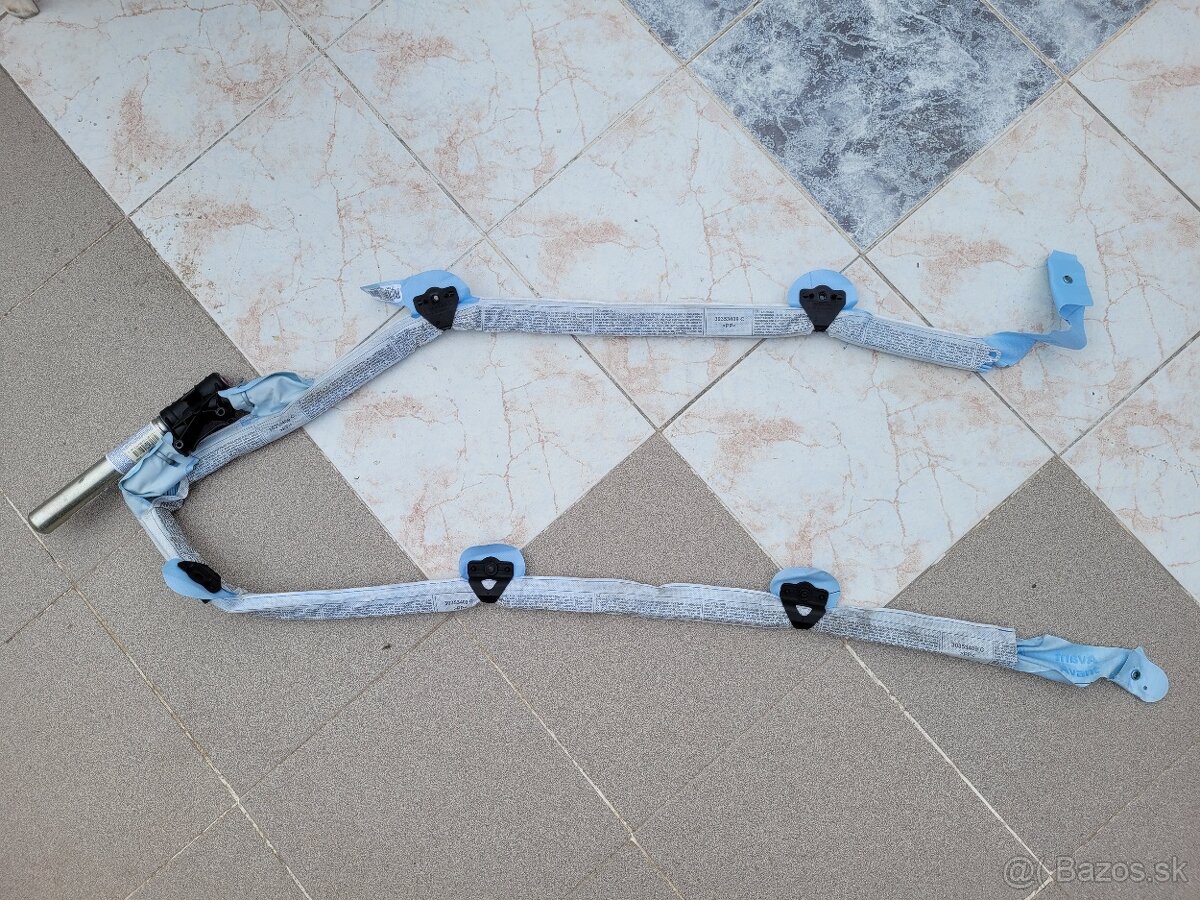 Strešny airbag audi