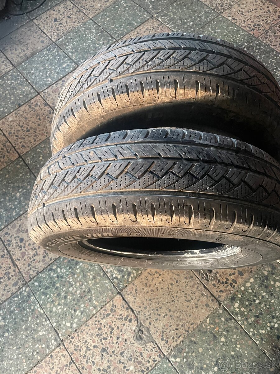 Prrdam letne pneumatiky 215/70 r15 C