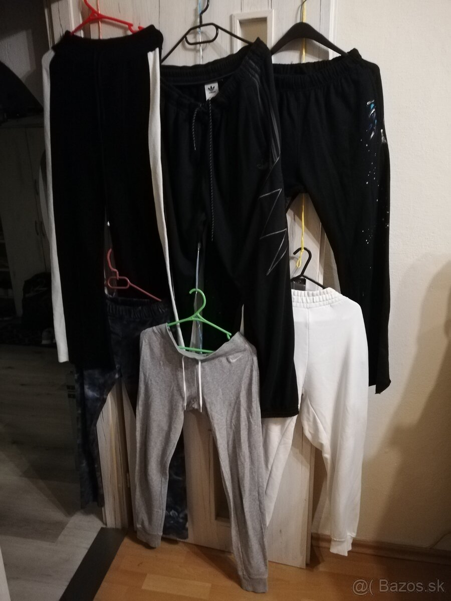 Tepláky Adidas