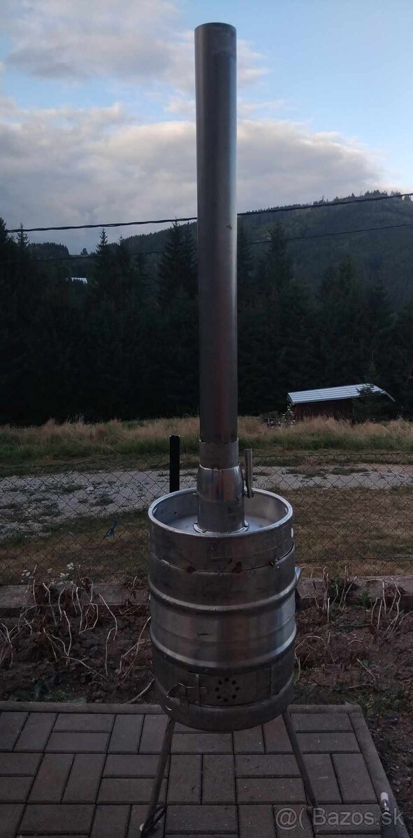 Predam ohrev bazénu na tuhé palivo pripadne plyn