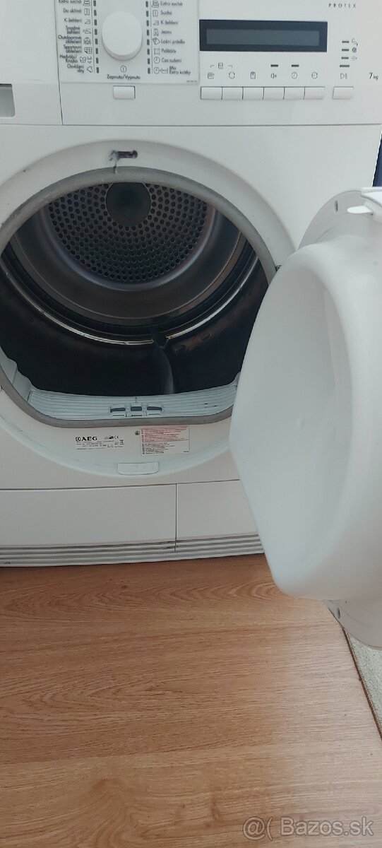 Sušička pradla AEG