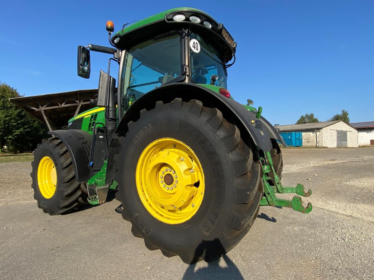 JOHN DEERE 7250R