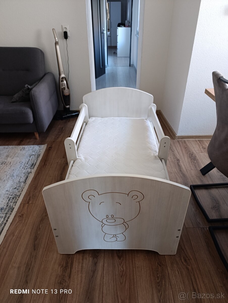 Detská posteľ 70x140 CM + kokosový matrac+ zábrany
