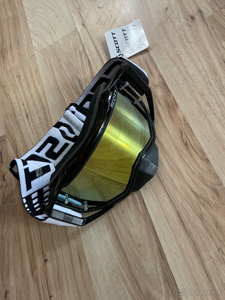 Mam na predaj okiliare na downhill